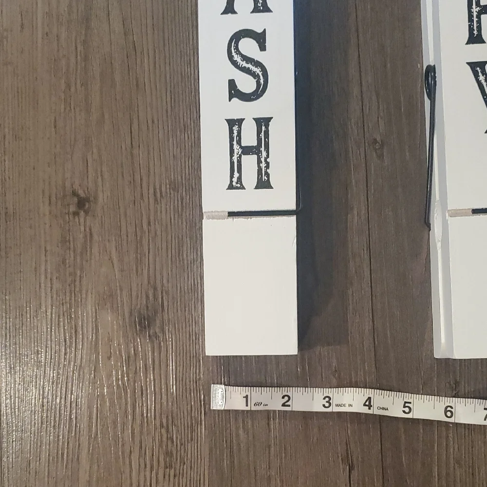 Black and White Clothes Pins Decor
